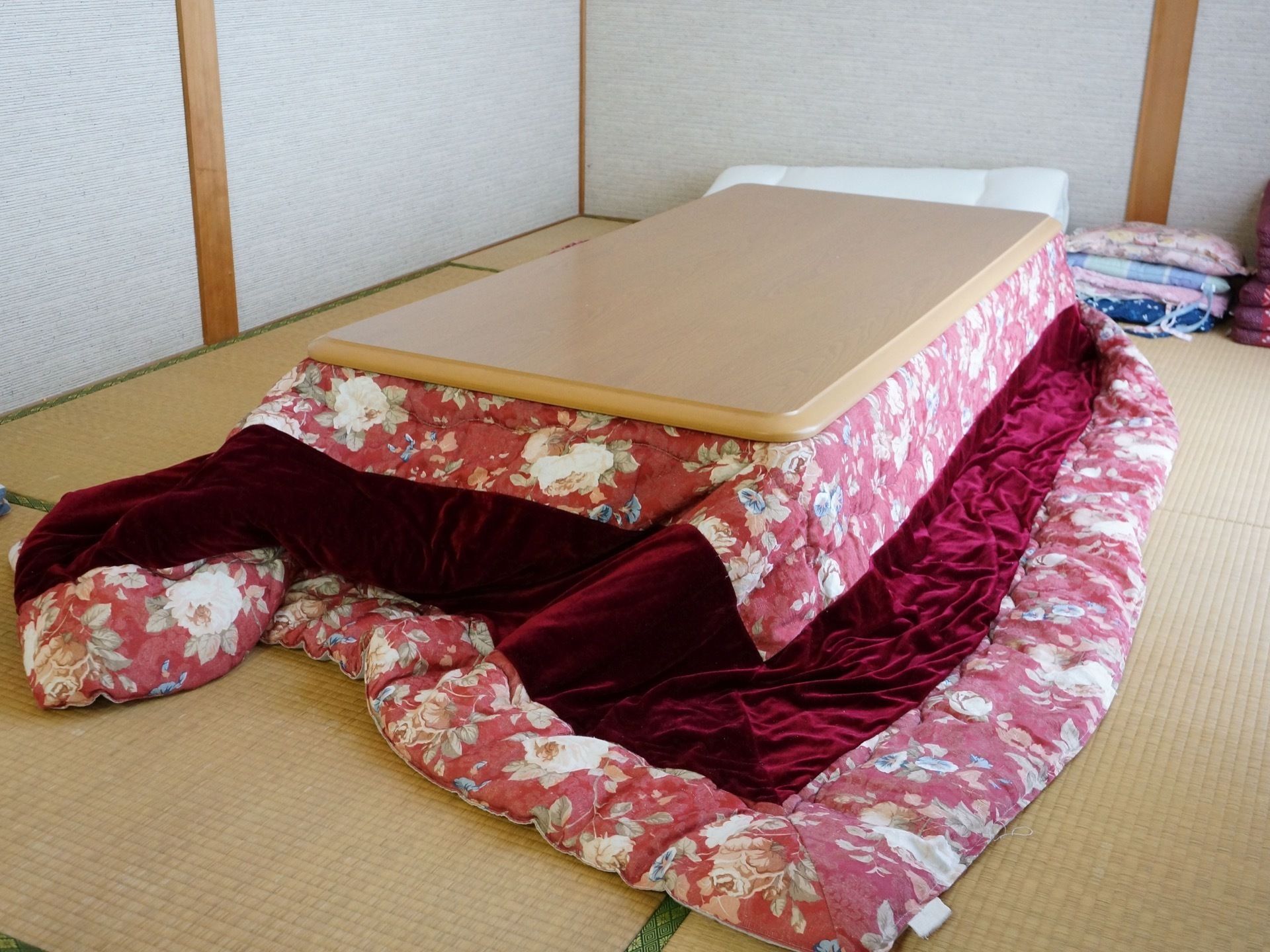 施設内には和室が用意されており、自由に利用できるようになっている。コタツが準備されているので、寒い日でも暖かく過ごせる。