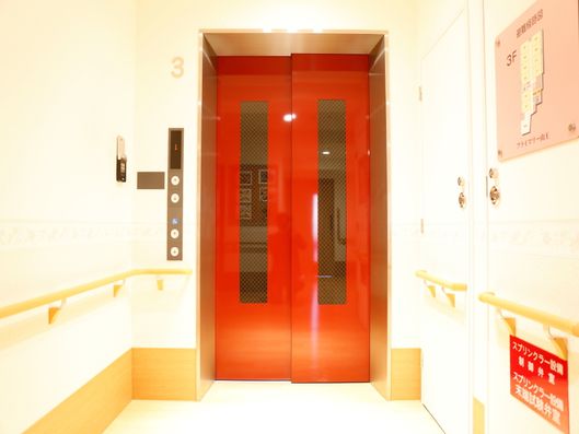 エレベーター