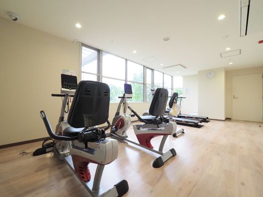 トレーニングジム部屋