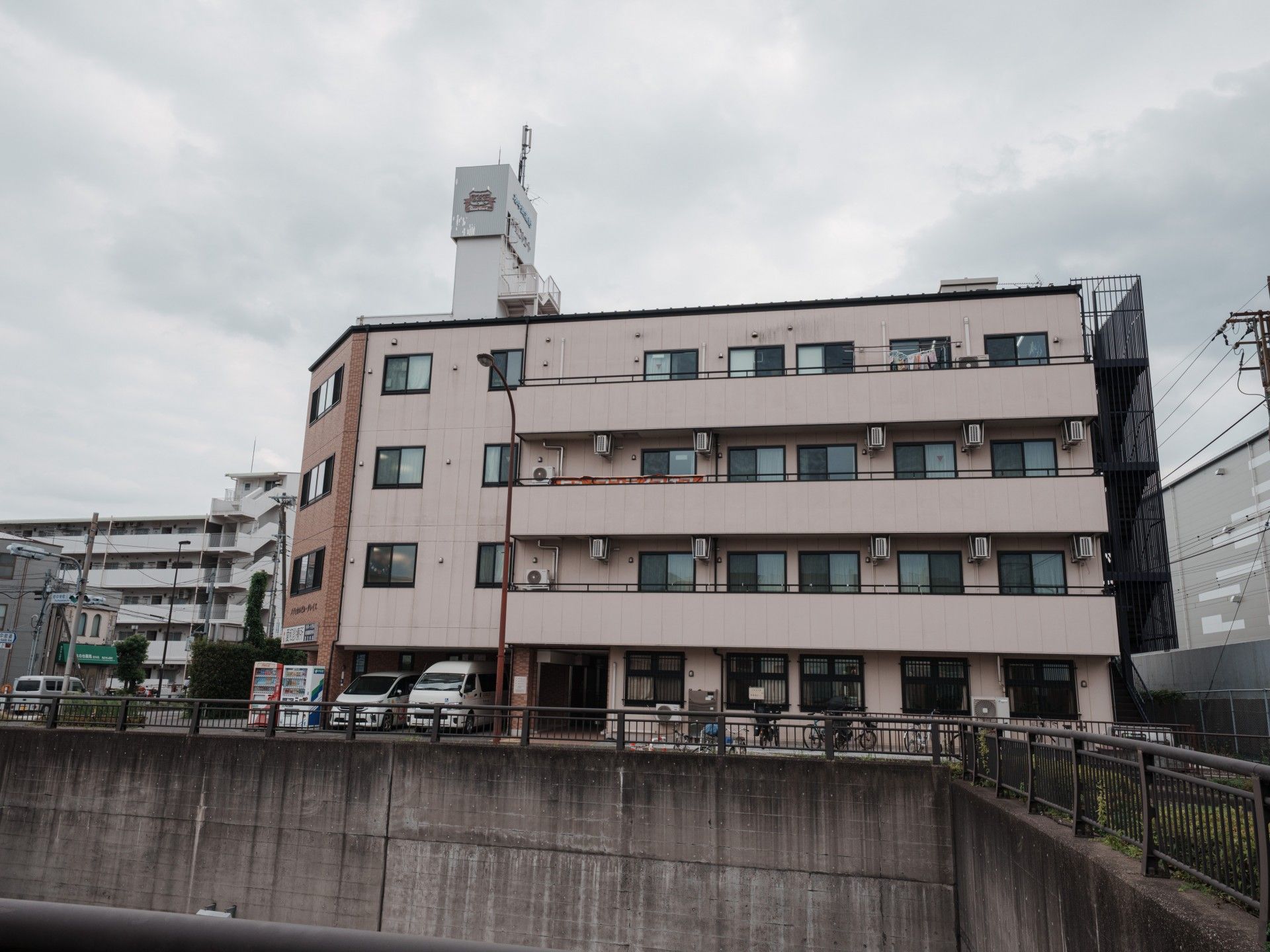建物外観