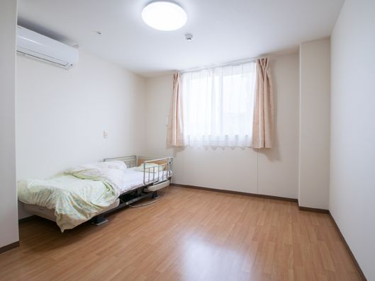 照明器具とエアコンを完備