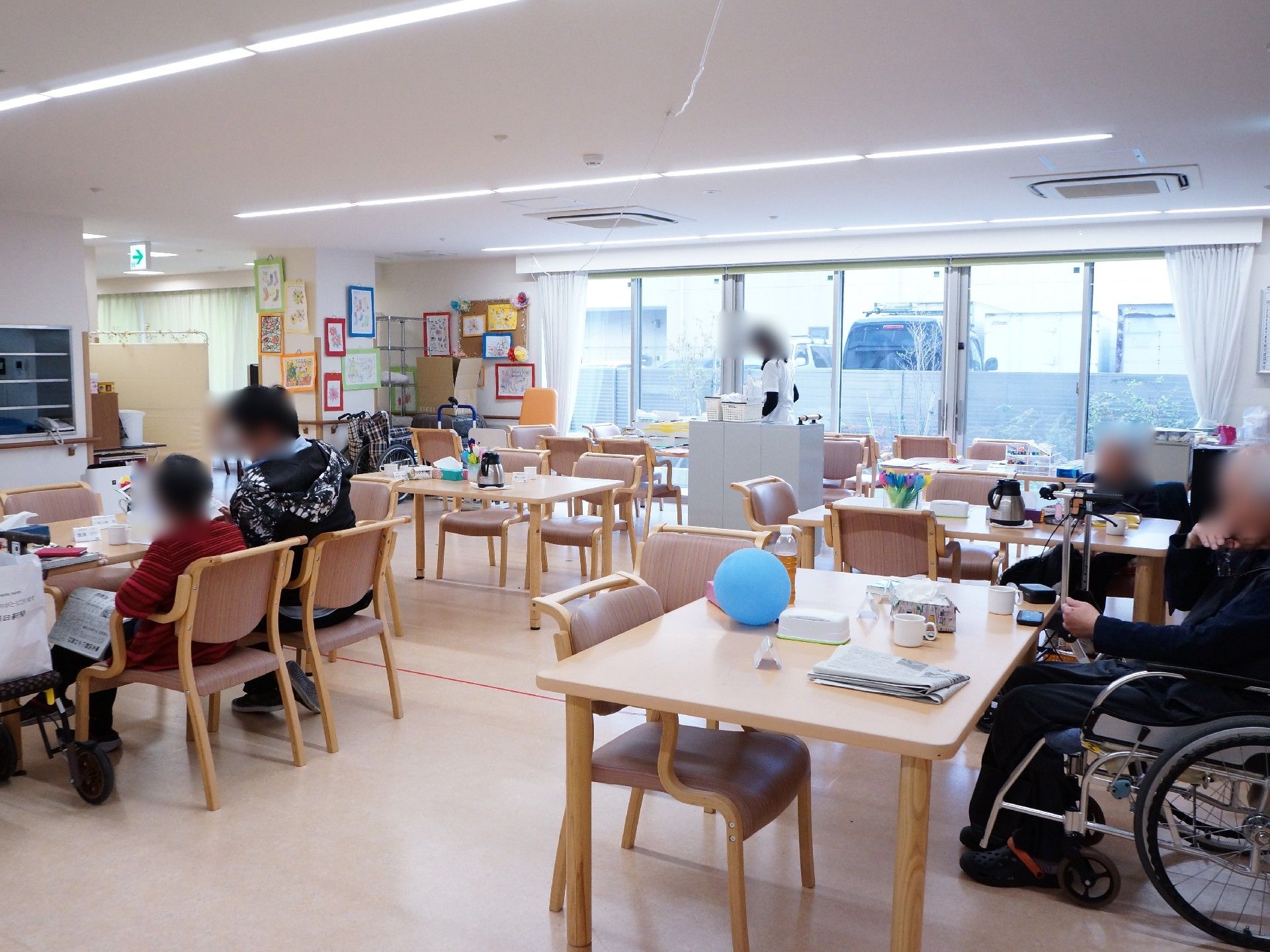 ご入居者様の集まるデイルーム。