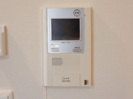 インターホンの操作パネル