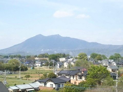 「らいふつくば花畑 別館」の周辺環境。標高８７７ｍの筑波山も、お車で行ける距離にあり、自然を身近に感じられる。