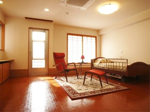 「ふくよかケアプラザ大平寺の森」居室。部屋の模様替えは、自由にしていただいて結構です。