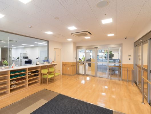 靴箱とスタッフルーム