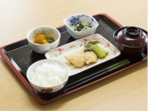 「サービス付高齢者向け住宅 ご隠居長屋 和楽久しらかわ」お食事。健康的なお食事をいつも皆様に！