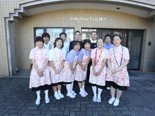 スタッフ