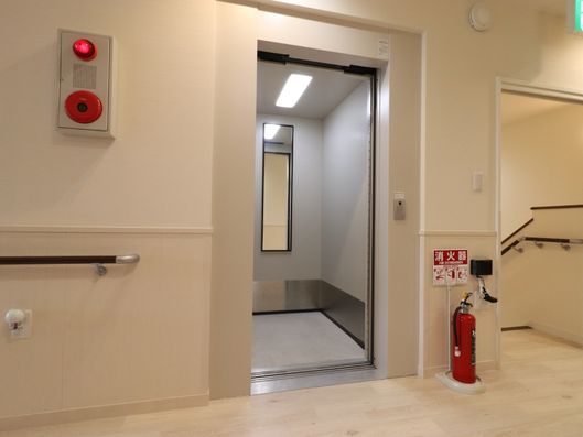 エレベーター