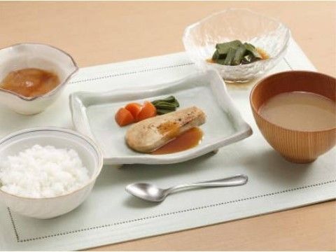 「ニチイホーム東船橋」のソフト食。ご入居者様の美味しく食べやすい、お食事形式もご用意している。