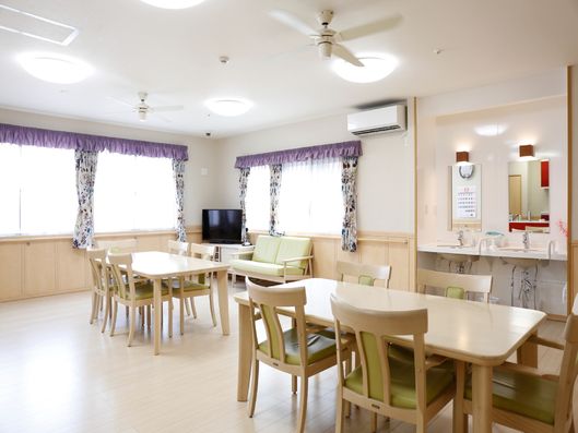 開放感あふれるダイニング