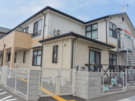 施設の外観