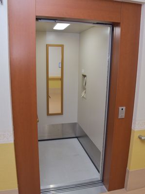 エレベーター