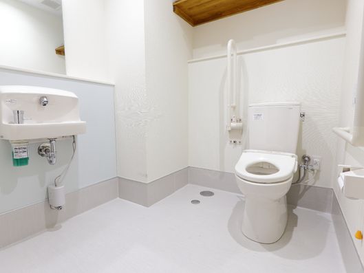 広々としたトイレ