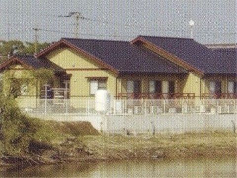 グループホーム愛らんどの外観。親しみやすいアットホームな外観となっております。個人の生活を尊重する毎日をご提供いたします。