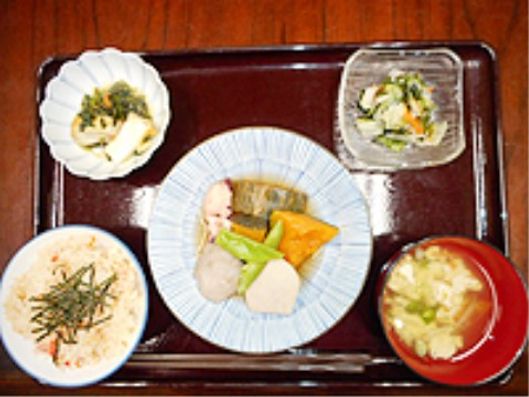 お食事