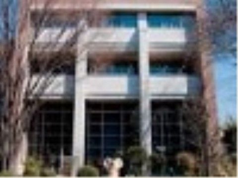 敬老園ロイヤルヴィラ東京武蔵野の周辺環境。施設の近くには様々な公共スペースが点在している。