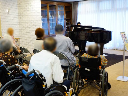 エントランスホール1