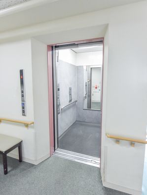 エレベーター室