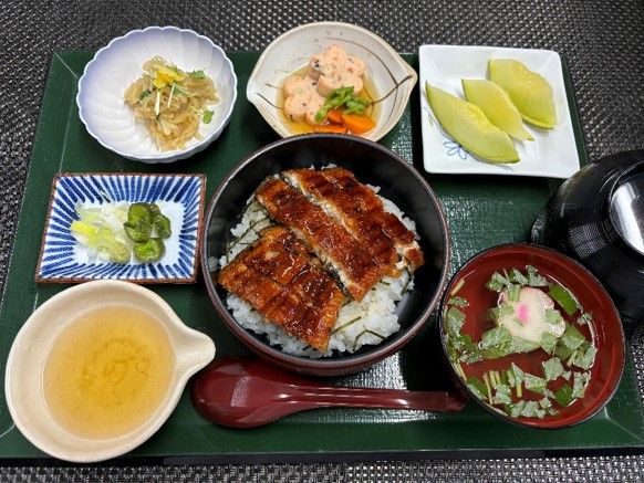 彩り豊かな食事膳