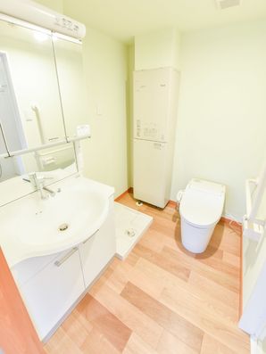 洗面所とトイレ