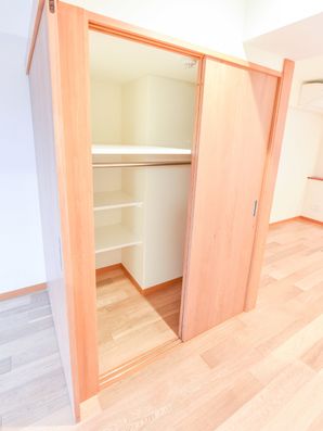 奥行きのある押し入れ