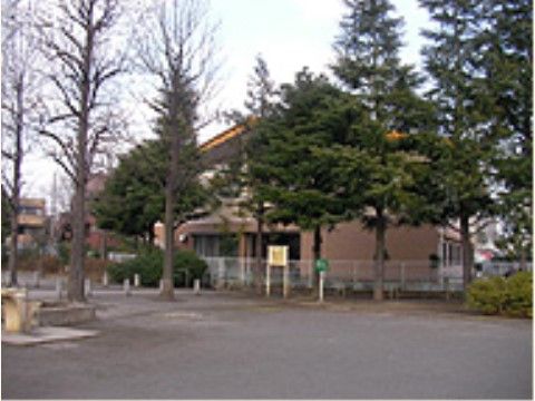 「グループホーム愛和 ハート＆ハートあだち」近くの公園。お散歩でよく訪れます。