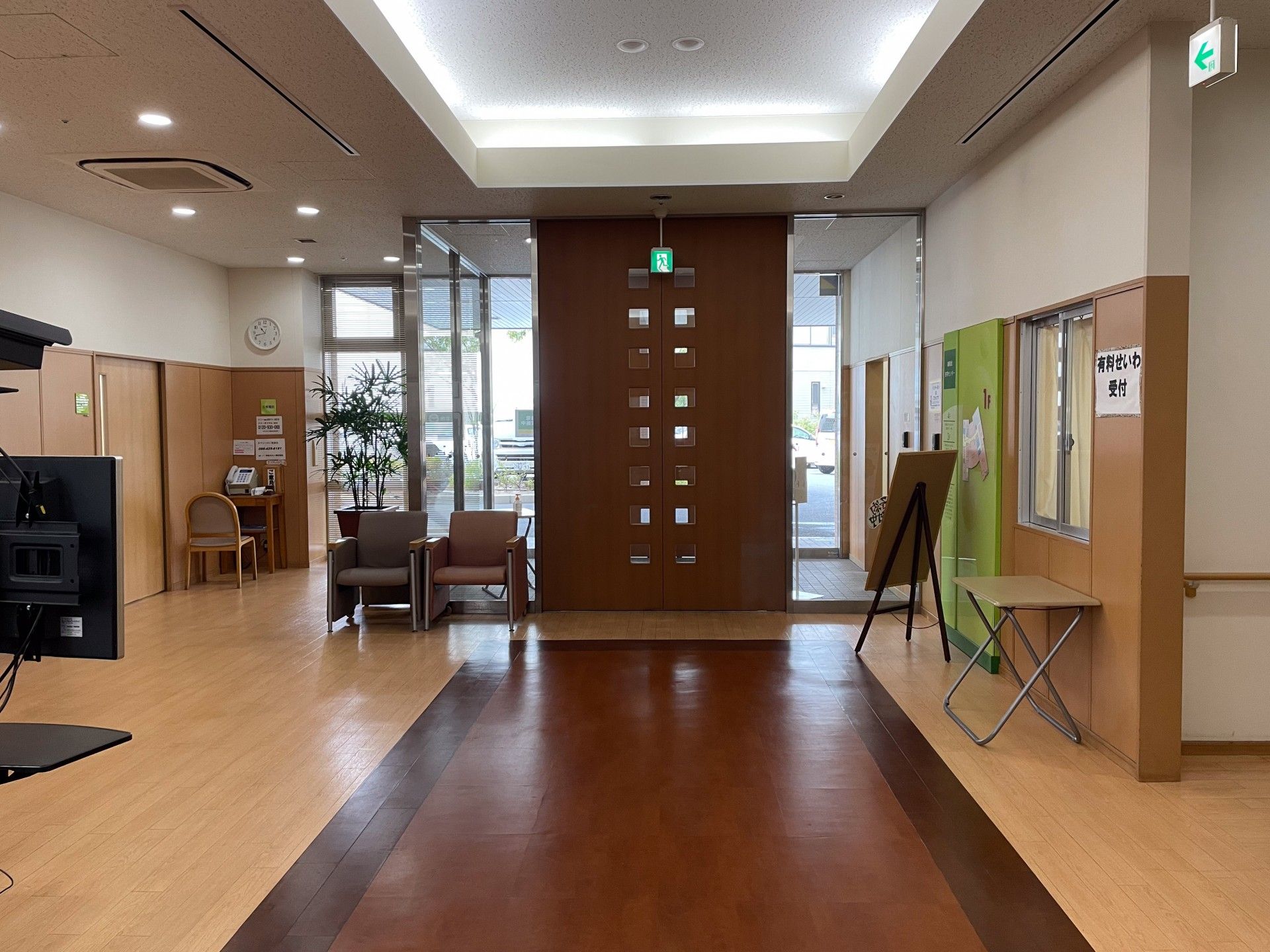 広いエントランスホール