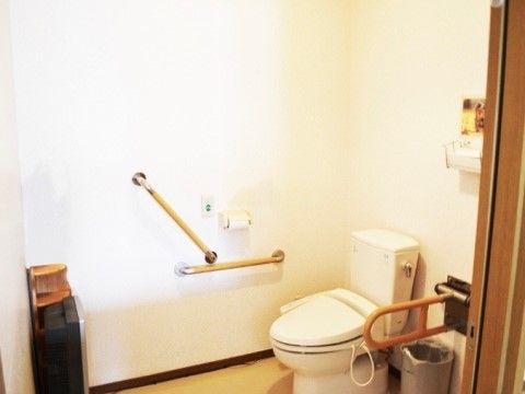 「グループホームひよりの里」トイレ