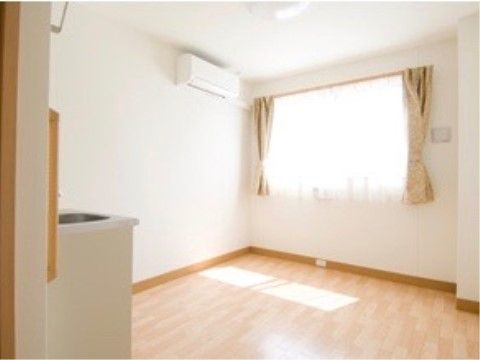 フォーユー宝塚の居室。毎日を快適にお過ごしいただけるよう個室をご用意いたしました。