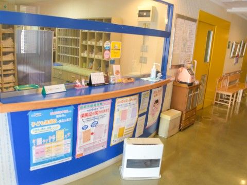 「サポートリビング楽居」の受付。丁寧な対応を心掛けている。