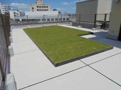 「ベストウェル兵庫」の屋上遊歩道。屋上で歩く練習、空気を吸うことができる。