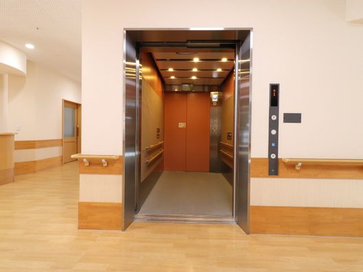 エレベーター