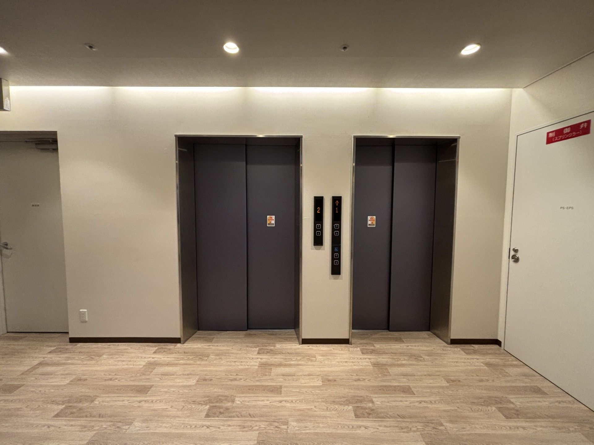 エレベーターホール