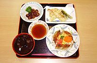 天ぷらとちらし寿司のセット