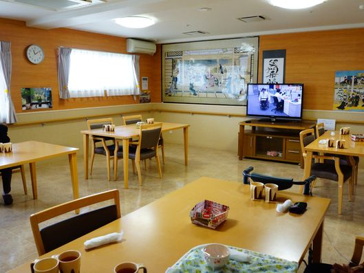 多くのコップを準備しています