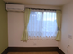 明るい空間のシンプルな部屋