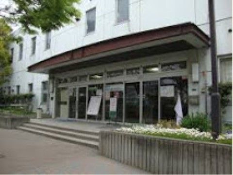 近辺にはスポーツジムがあり、トレーニングをすることができる。地域の皆さんも利用されていて、健康増進につながる。