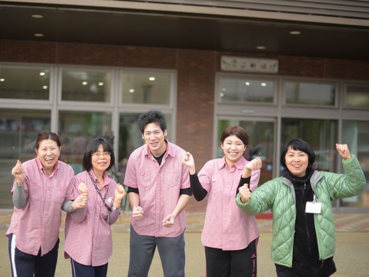 明るく元気なスタッフ