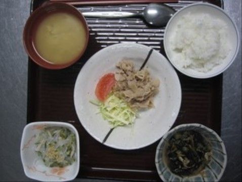 「介護付有料老人ホーム ウェル静岡」のお食事３。バランスの取れた、食べやすいお食事。