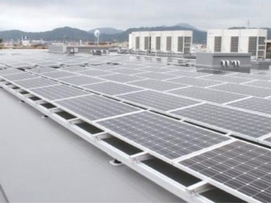 ソーラーパネル