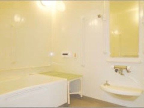 「ほのか東住吉」浴室は個浴をご用意していますので、のびのびとバスタイムを楽しんでいただけます。