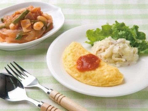 「やさしい手シニアリビングやさしえ細江」洋食例としてのオムレツ