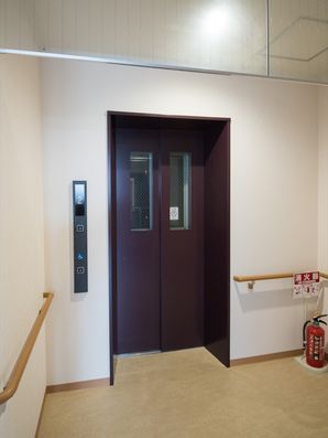 エレベーター