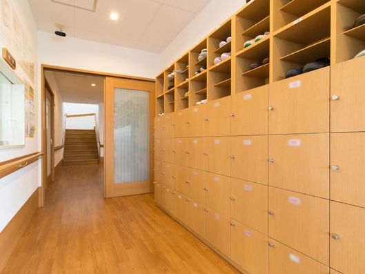 シューズボックス