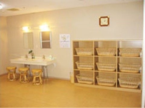 「サービス付き高齢者向けマンション 悠楓園」の脱衣所。