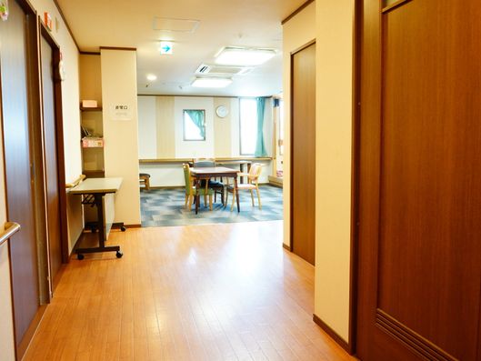 リビングと居室前廊下