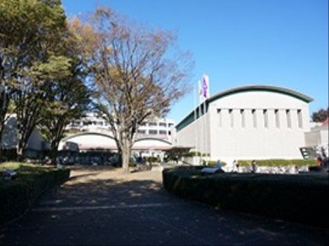 「アイリスガーデン用賀」の周辺。芸術を楽しめる環境がある。