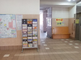 介護施設の明るいエントランスホール