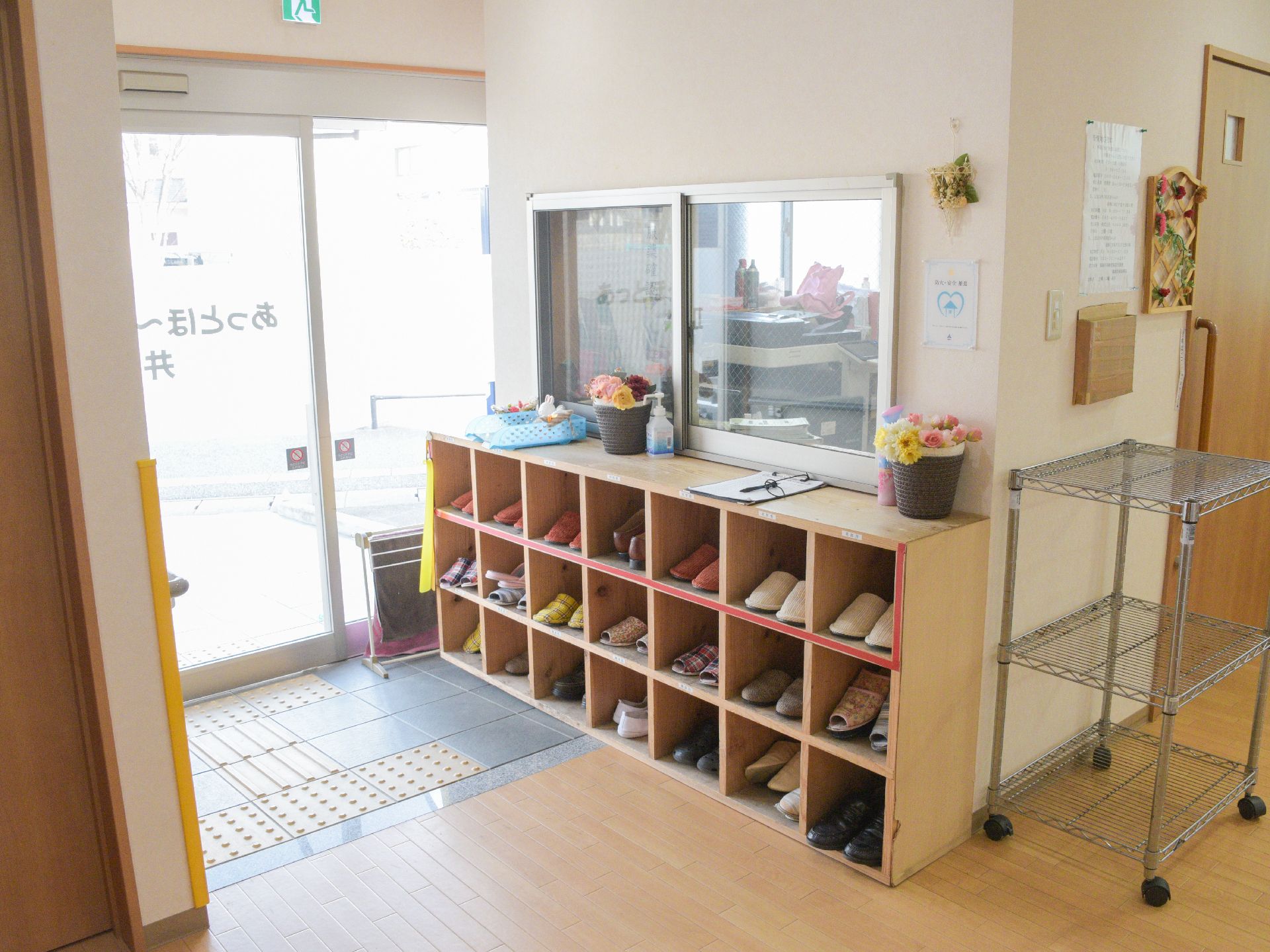 入居者様やご家族をお迎えするバリアフリーに対応した玄関
